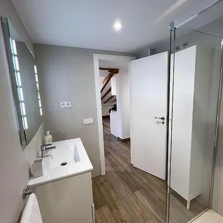 Apartamento Reformado En El Centro De *