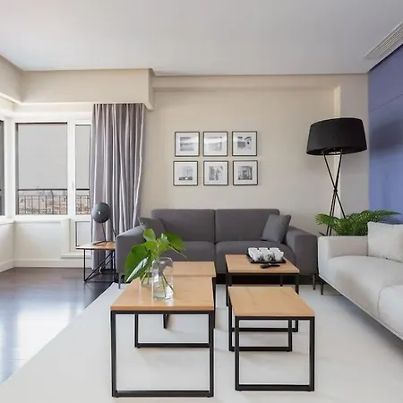 Impresionante Apartamento En Edificio De Lujo Selton Plaza Espana