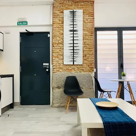 Con Encanto En Zona Tirso De Molina-sol * Madrid
