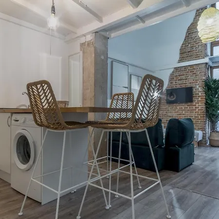 Apartamento 2beds 2baths Furnished Plz Espana Duplex Mintystay *