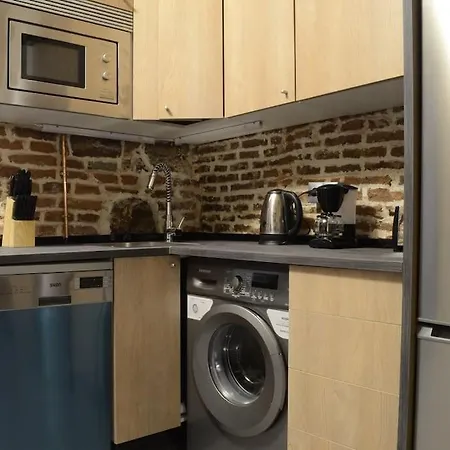 Cozy Loft - Royal Palace Apartment