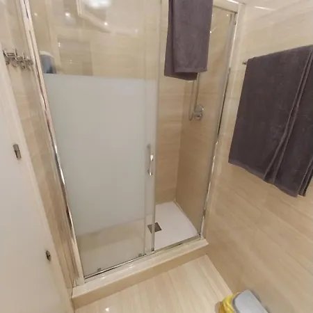 Apartment Centrico Con Patio Madrid