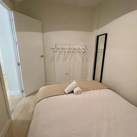 Apartment Downtown&new Apt 9pax En La Plaza De Chueca *