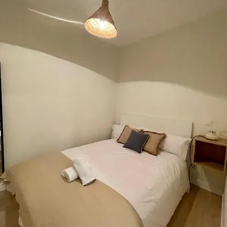 Apartment Downtown&new Apt 9pax En La Plaza De Chueca