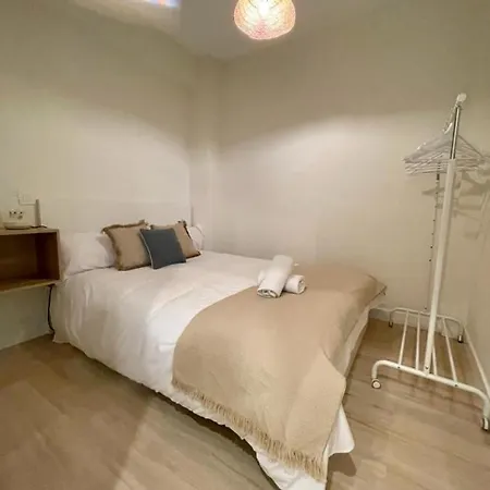 Downtown&new Apt 9pax En La Plaza De Chueca Apartment