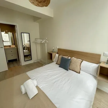 Downtown&new Apt 9pax En La Plaza De Chueca Apartment