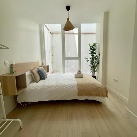 Downtown&new Apt 9pax En La Plaza De Chueca *