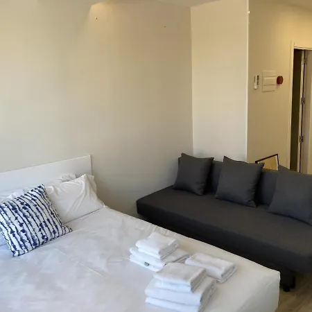 Castellana Skyline Apartment Madrid