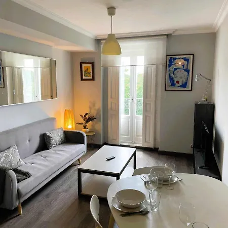 Apartment Estudio Con Vistas Alcalaretiro *