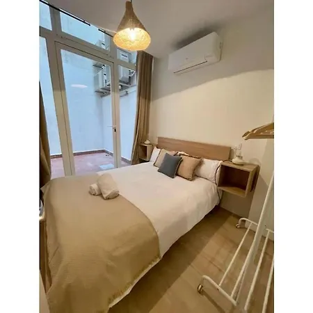 Apartment Cool Apt 9 Pax En Plena Plaza De Chueca