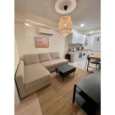 Cool Apt 9 Pax En Plena Plaza De Chueca * Madrid