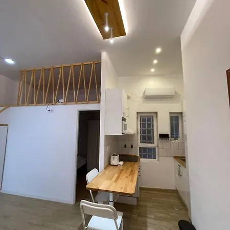 Avda Plaza De Toros, Apartamento Dos Dormitorios Junto A Metro Vistalegre * Madrid