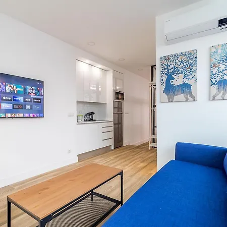 Arturo Soria Apartments2 * Madrid