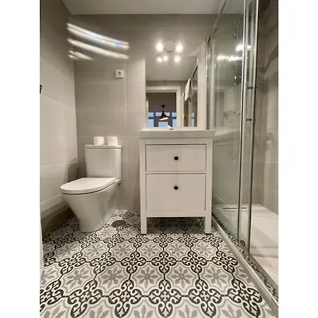 Cool Apt 9 Pax En Plena Plaza De Chueca Apartment *