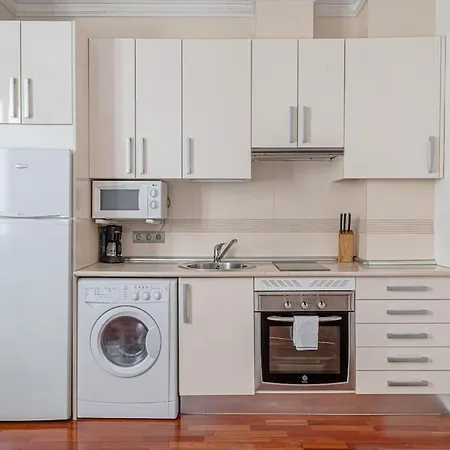 Modern In Chueca Inf3iz4 *