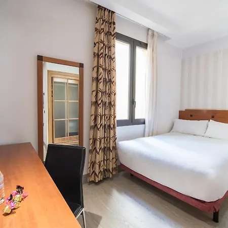 Hotel Petit Palace Preciados