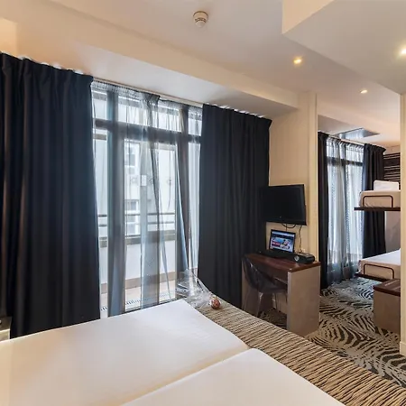 Petit Palace Cliper-gran Via 3*