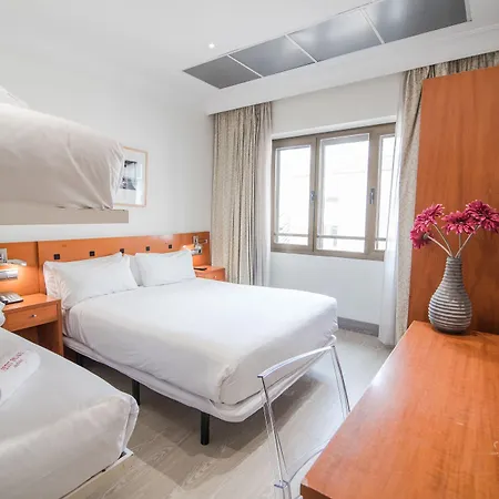 Petit Palace Cliper-gran Via