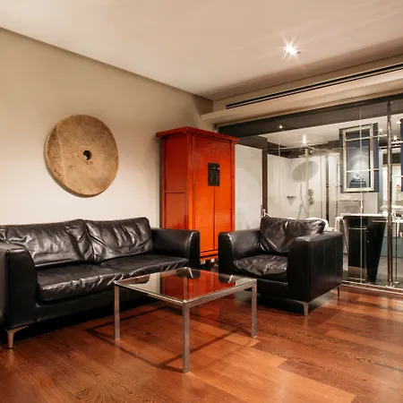 Hotel Urban, A Small Luxury Of The World Madryt