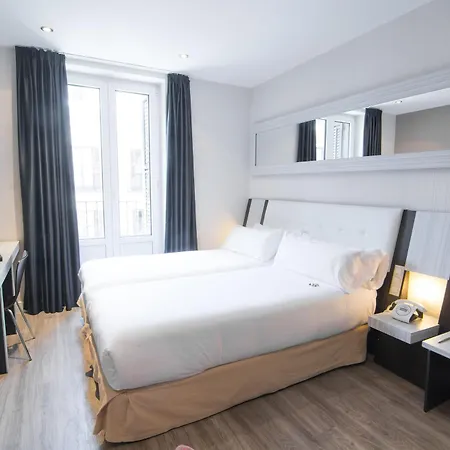 Petit Palace Arenal Hotel Madrid