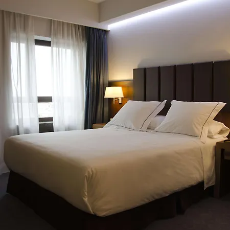 Claridge Hotel 4*
