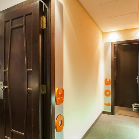 Hotel Vincci Centrum 4*