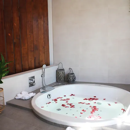 Vitium Urban Pensjonat 3*