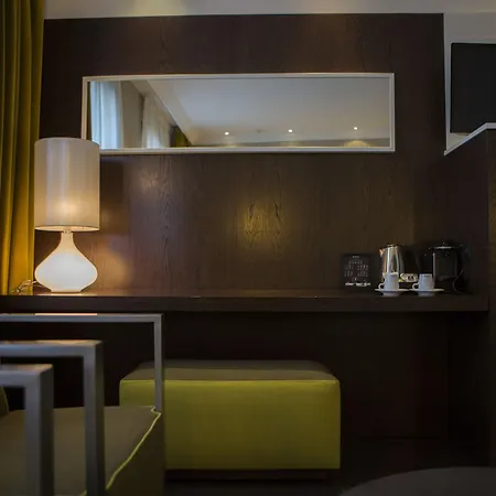 Vincci Centrum 4*
