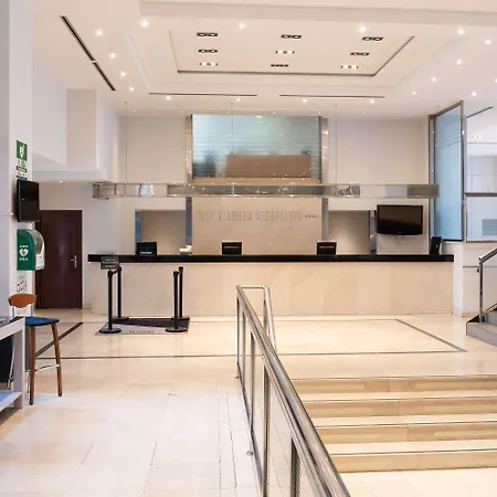 Alameda Aeropuerto, Affiliated By Melia מלון 4*