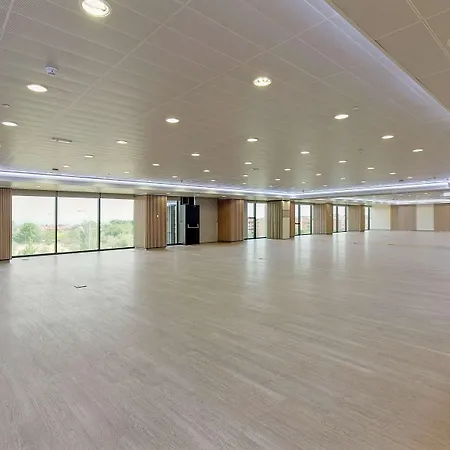 Hotel Melia Avenida De America 4*