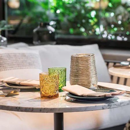 Melia Serrano Hotel 4*