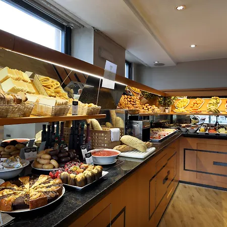 Hotel Exe Plaza 4*