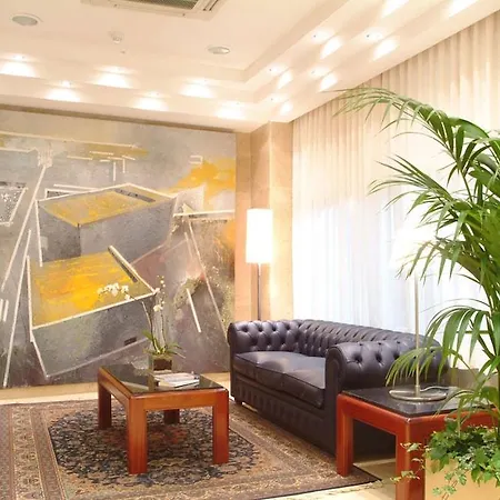 Gran Legazpi Hotell