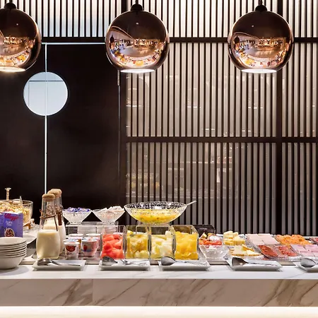 Hotel Melia Castilla 4*