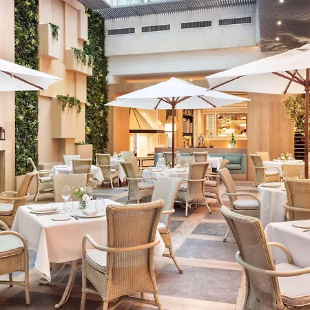 Hotel Melia Castilla 4*