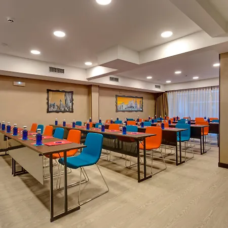 Otel Indigo - Gran Via By Ihg Madrid