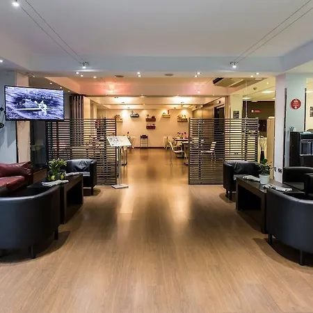 Petit Palace Arturo Soria Alcala 4* Madrid