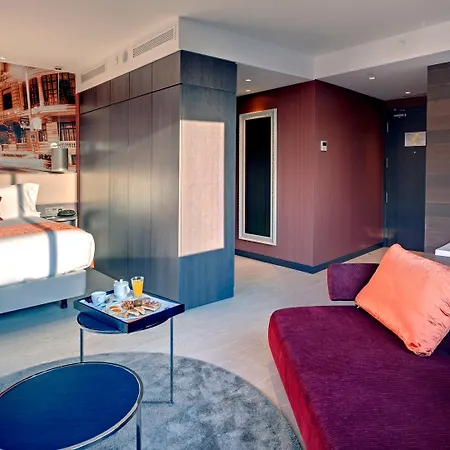 Indigo - Gran Via By Ihg Hotel 4*
