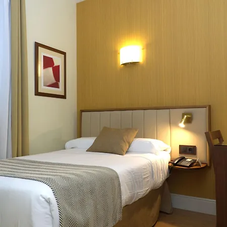 Condes 3*