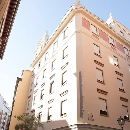 Condes Hotel