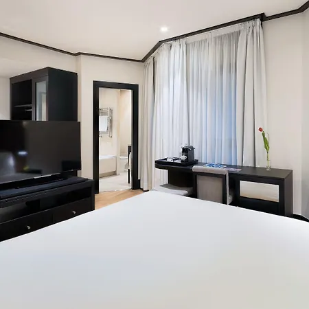 Hotel H10 Puerta De Alcala 4*