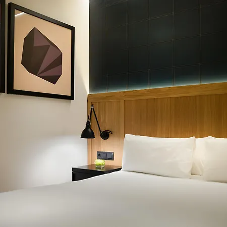 H10 Puerta De Alcala Hotel Madryt