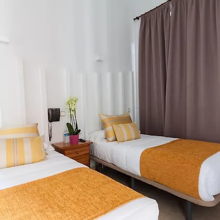 Josefina Hostal Madrid