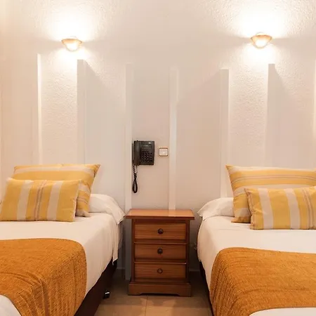 Josefina Hostal Madrid