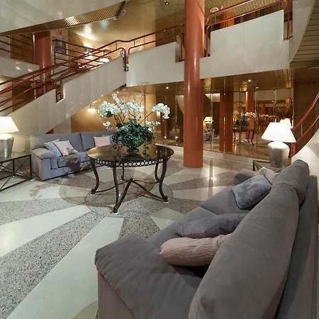 Aparto-hotel Rosales Мадрид