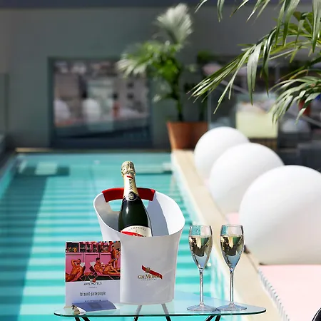 Axel - Adults Only Hotel