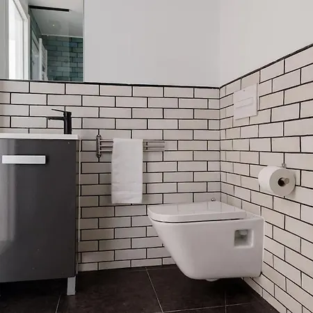 Apartment Lovely 2-bed Flat In Tetuan By Sharingco. *