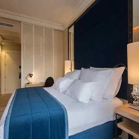 Hotel Pestana Plaza Mayor 4*