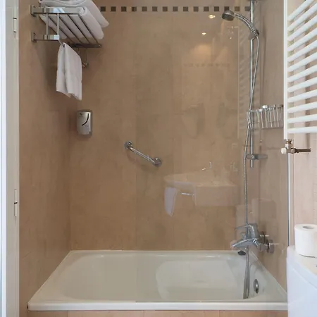 Itc Mora By Soho Boutique Hotel Madrid