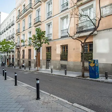 1 Bedrooms 1 Bathrooms Furnished - Cortes - Cozy- Mintystay * Madrid
